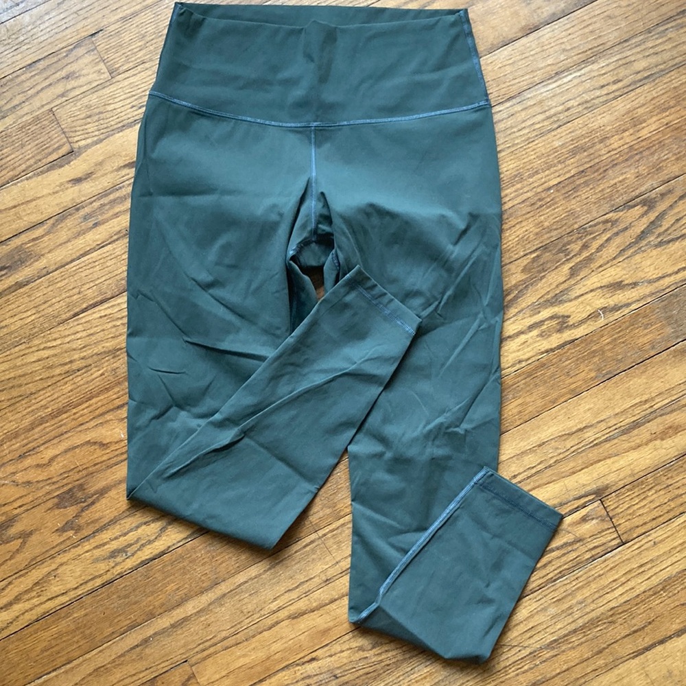 Everlane Perform Legging